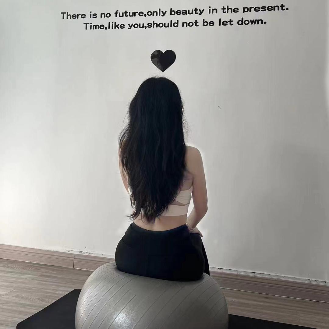 差点是美女👩🏻‍🦰