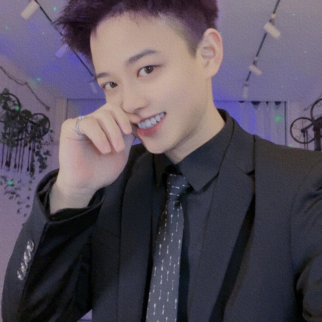发仔