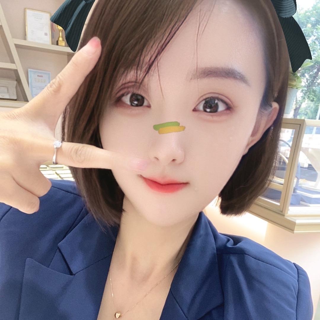 老💍凤祥-公园西街-董彩萍