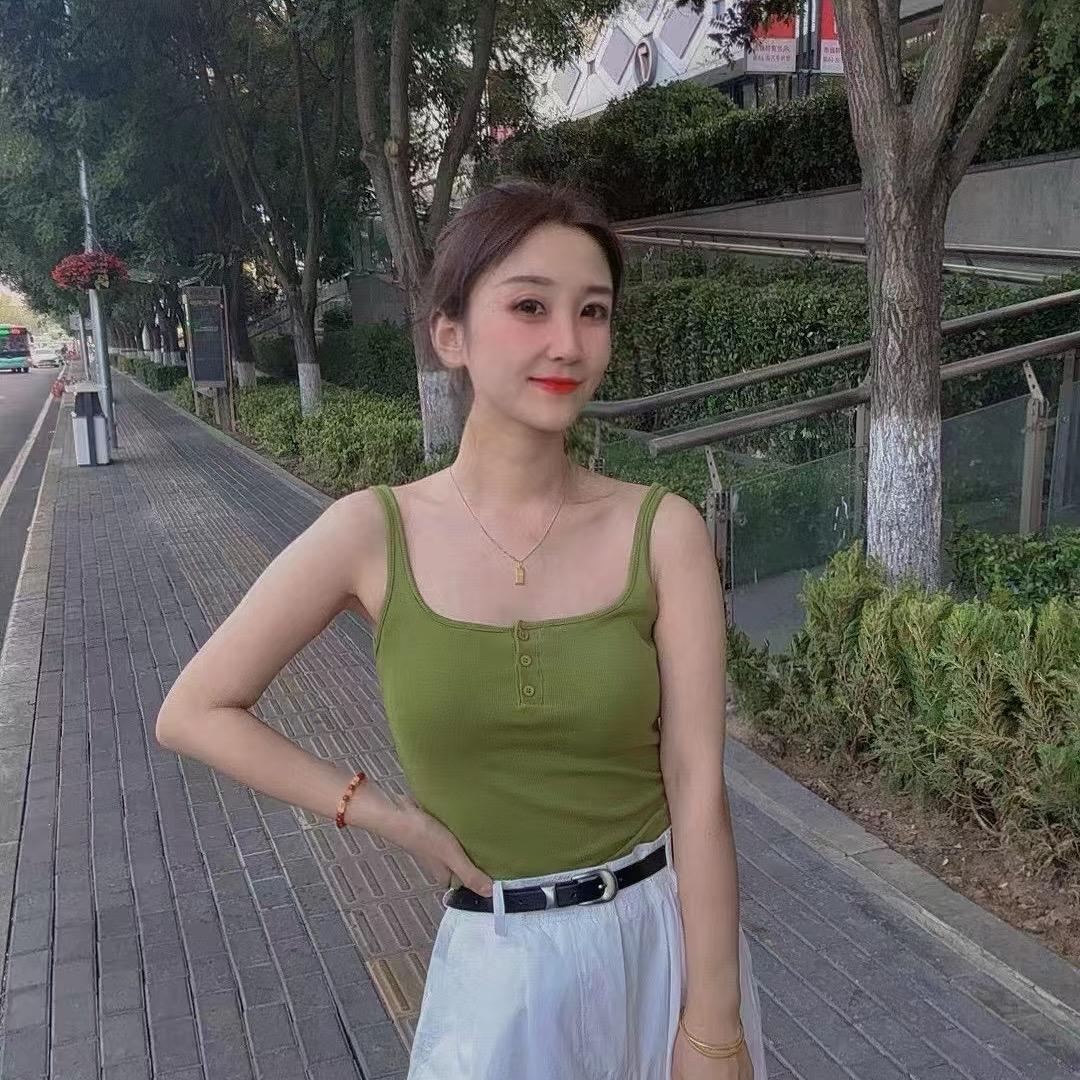 敏敏轻奢服饰1