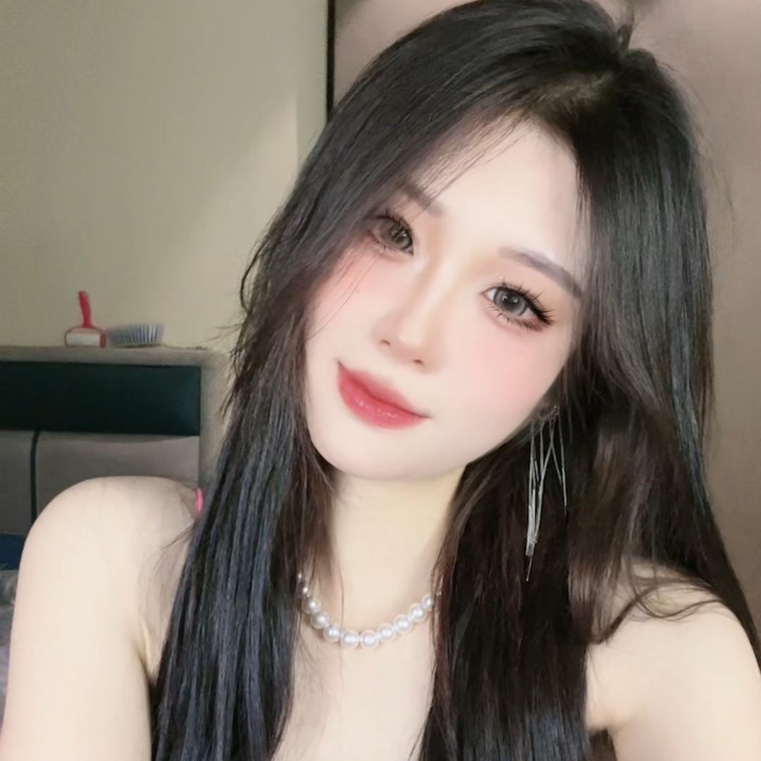 E晴大长腿🧚🏻‍♀️