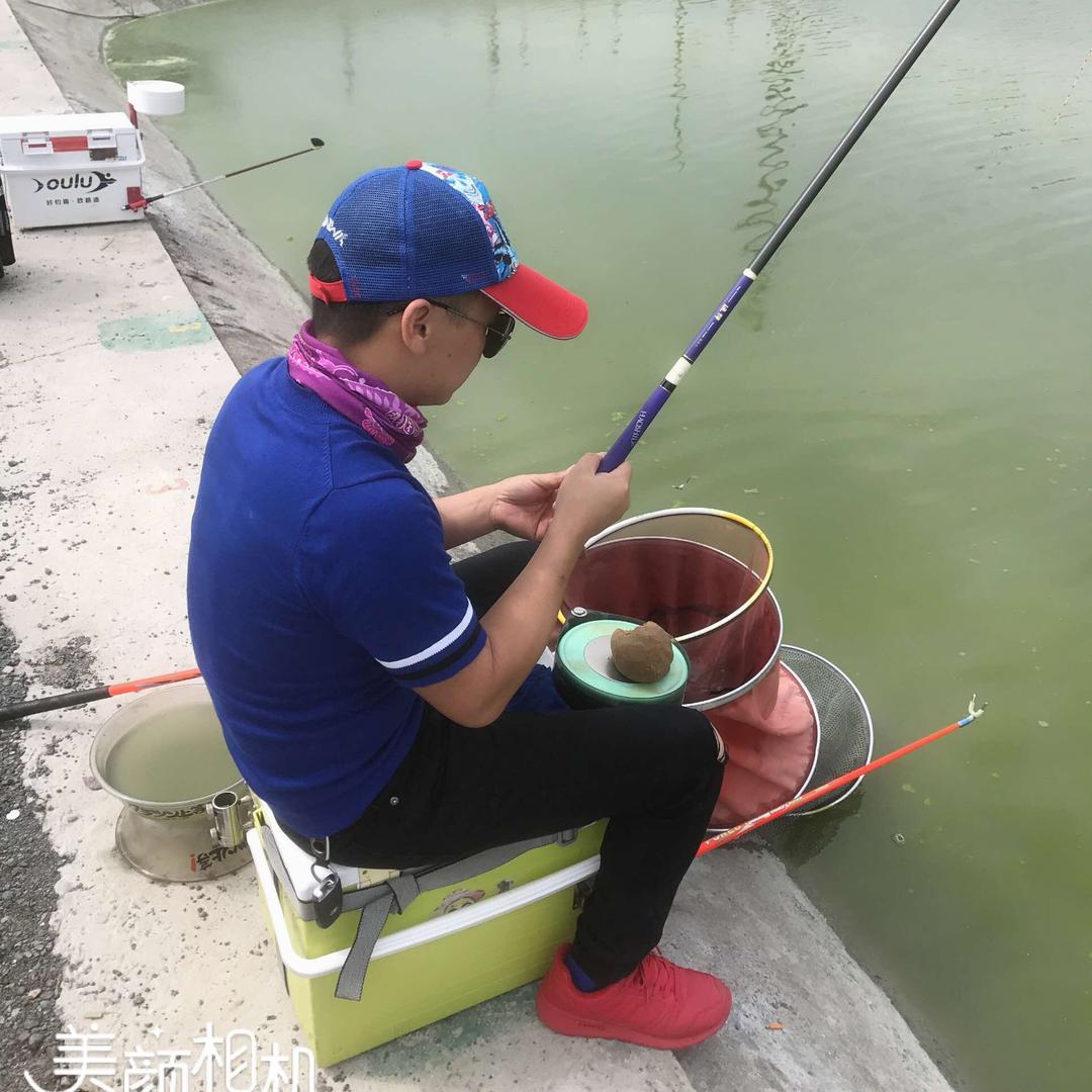 黄小亮