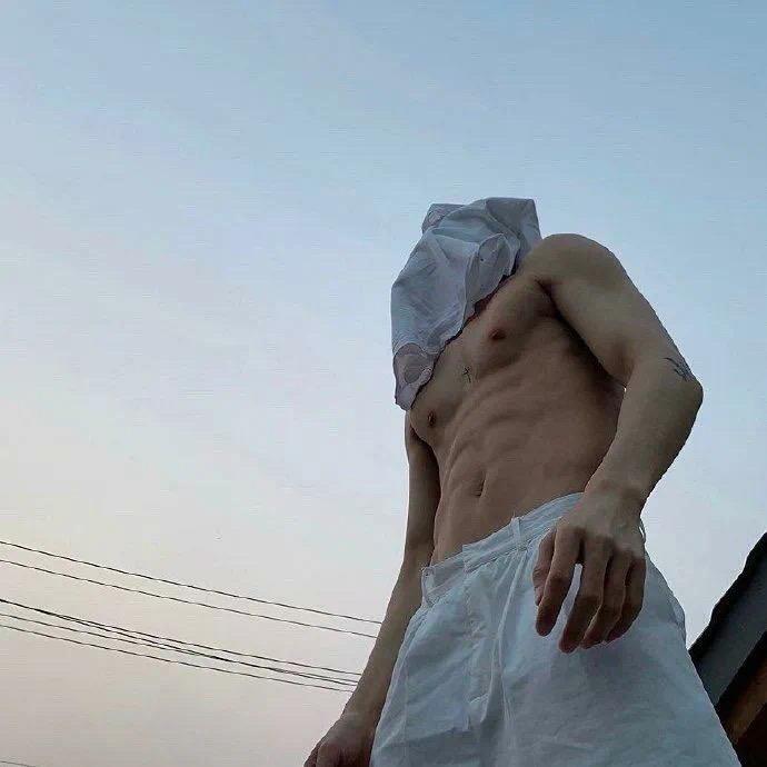 贫僧法号胡来