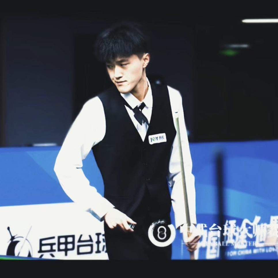 白冰台球