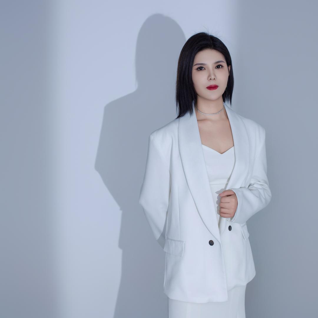 云云