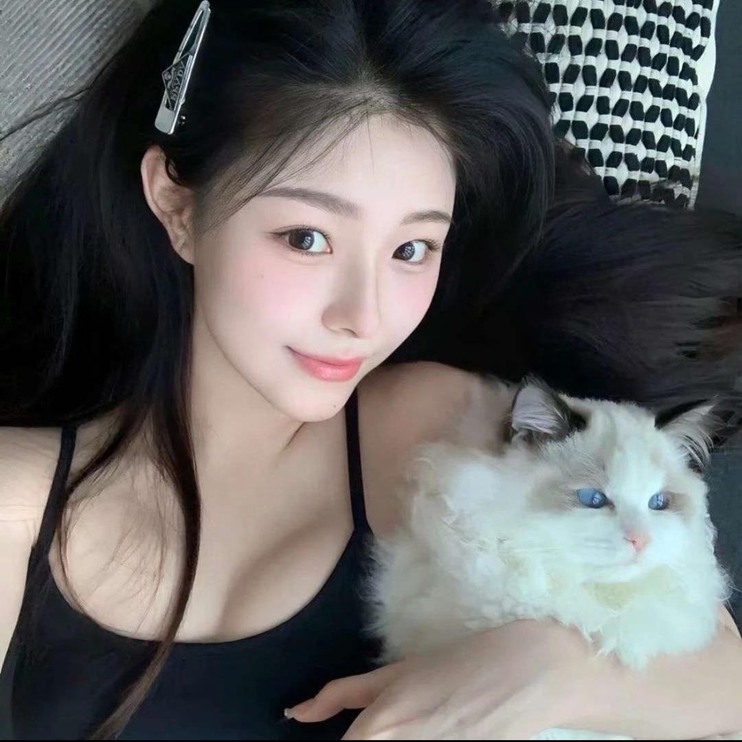 ·胡