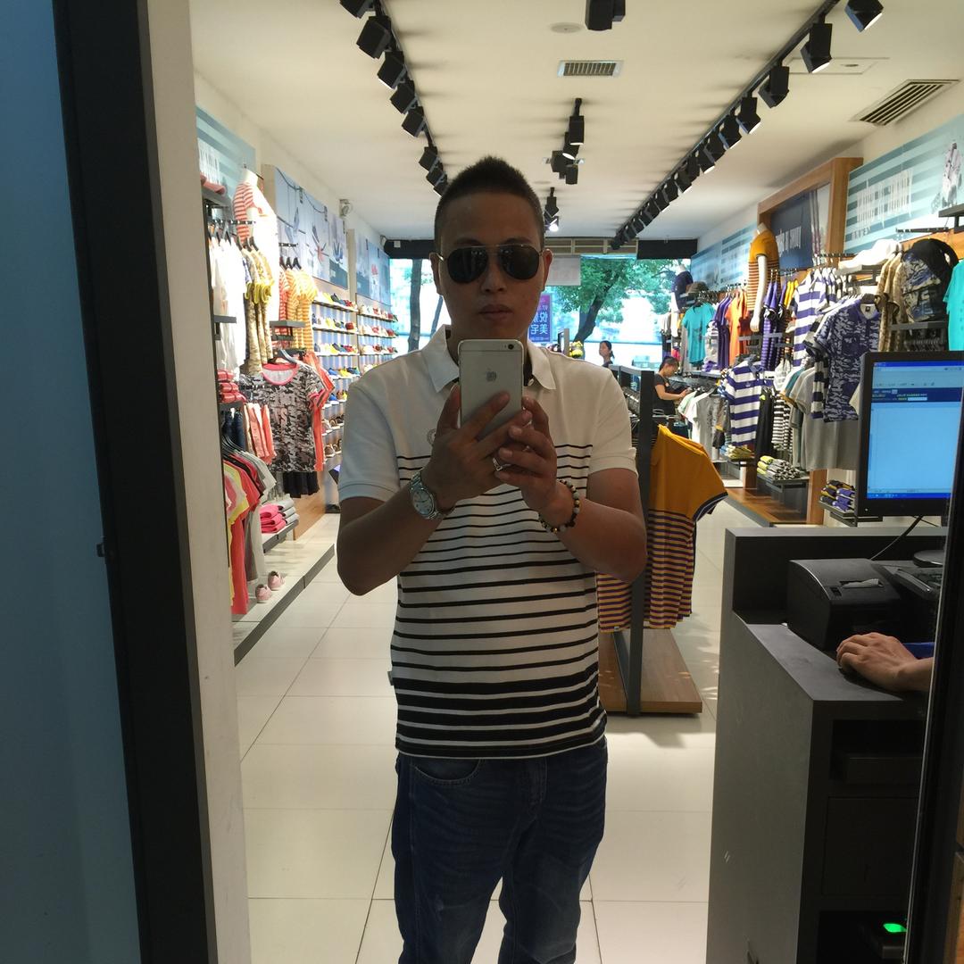 黄色法拉利日常生活（老蒋）