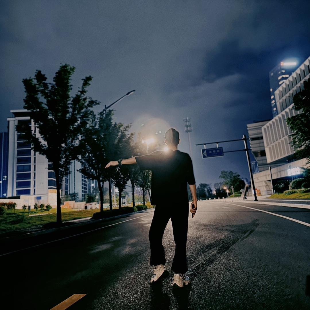 我爱苍生，也爱一人