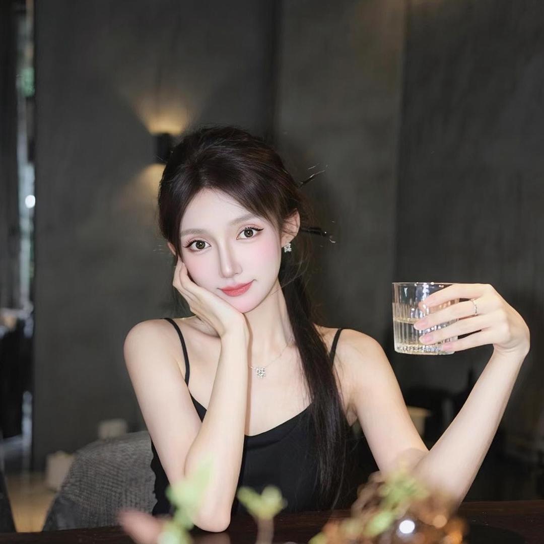 小18