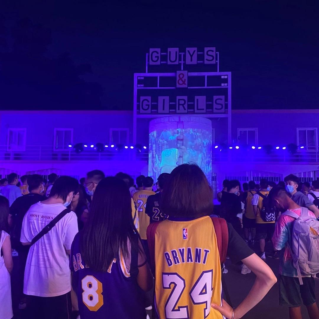 篮球青训摸鱼教练