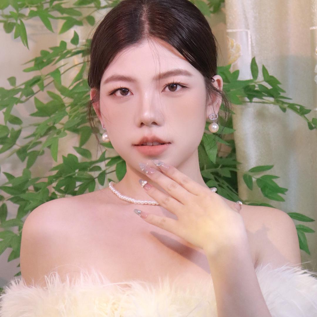圆脸妮妮