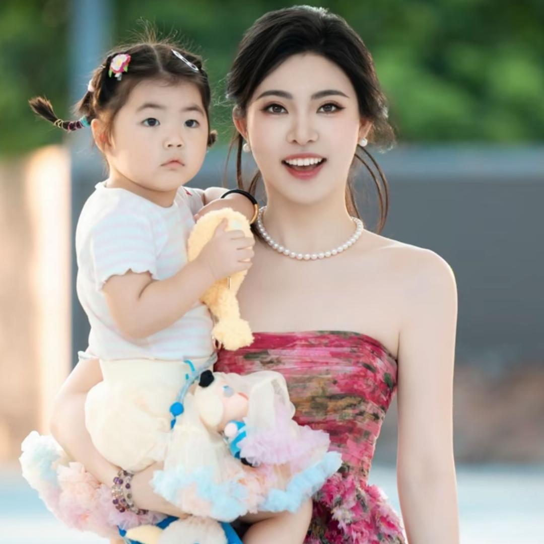 王囡囡Pink Moment