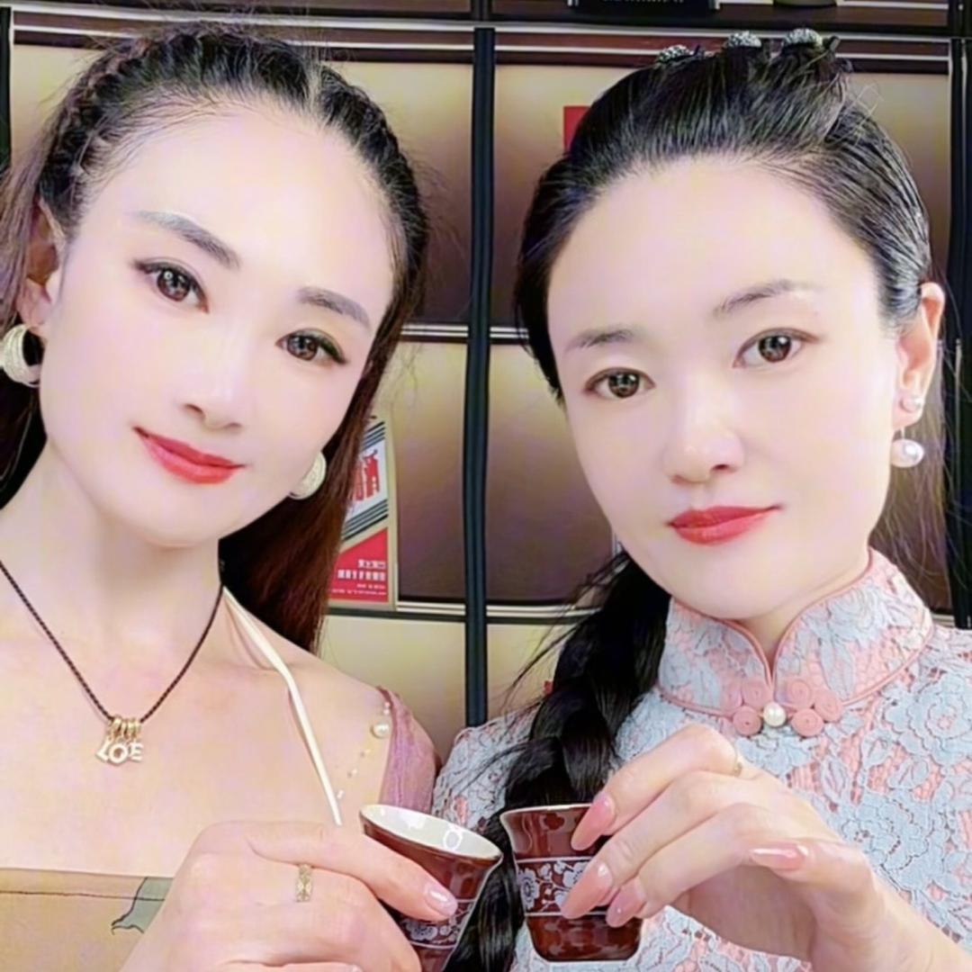 杏花村姐妹（晚上20:10直播）