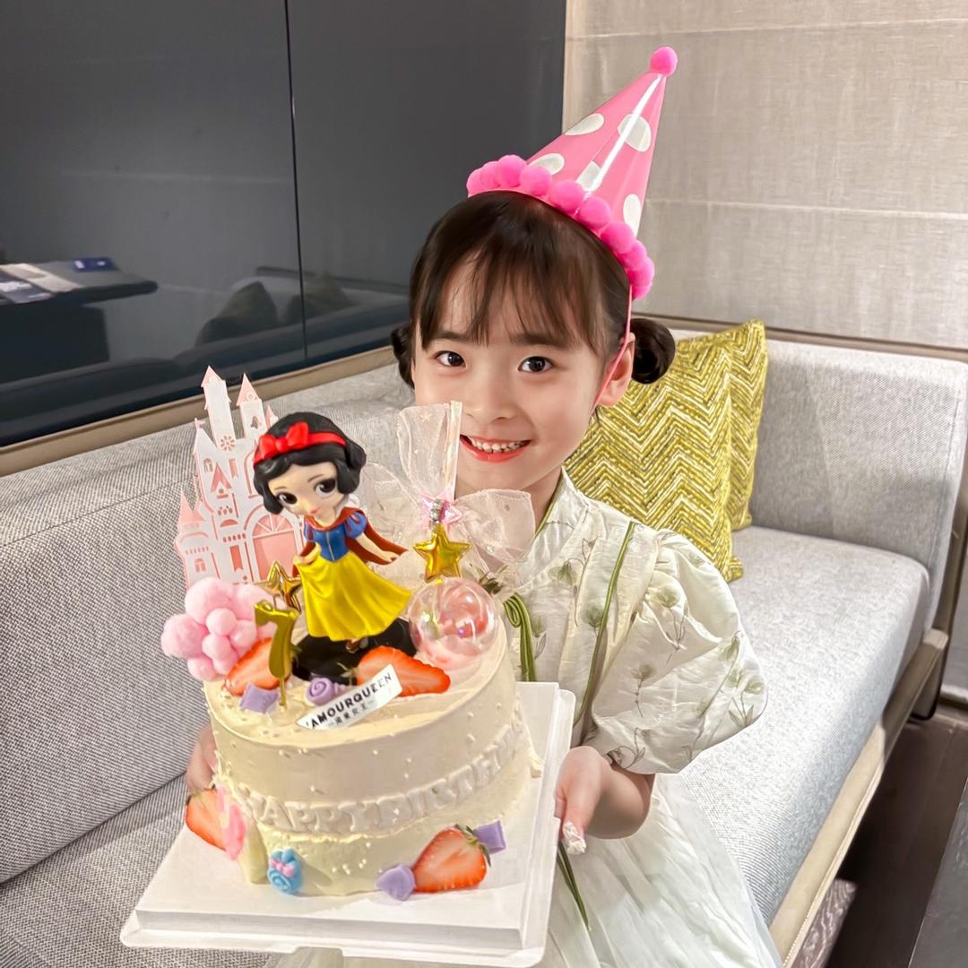 芸芮麻麻