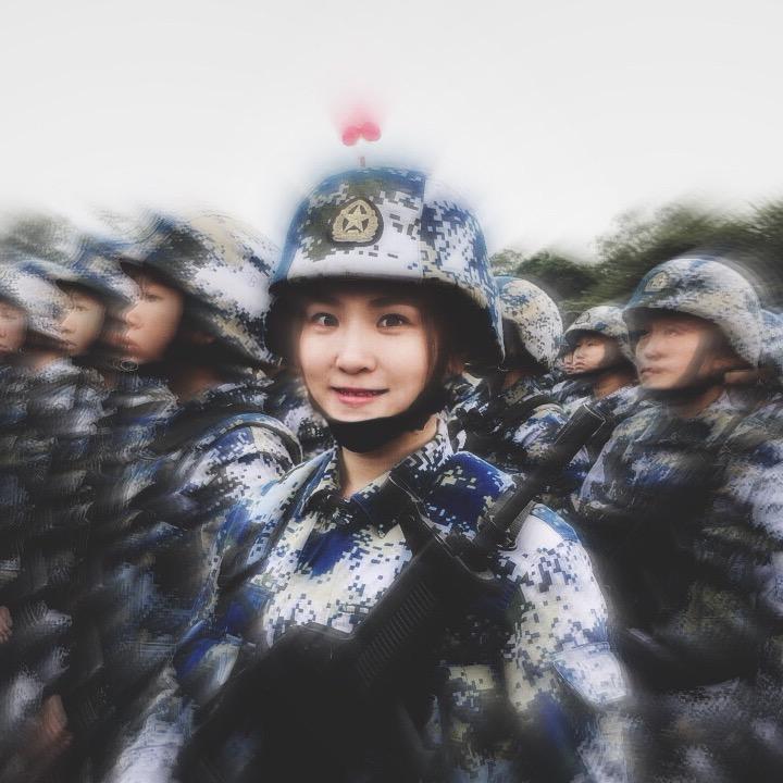 辣味怪阿姨