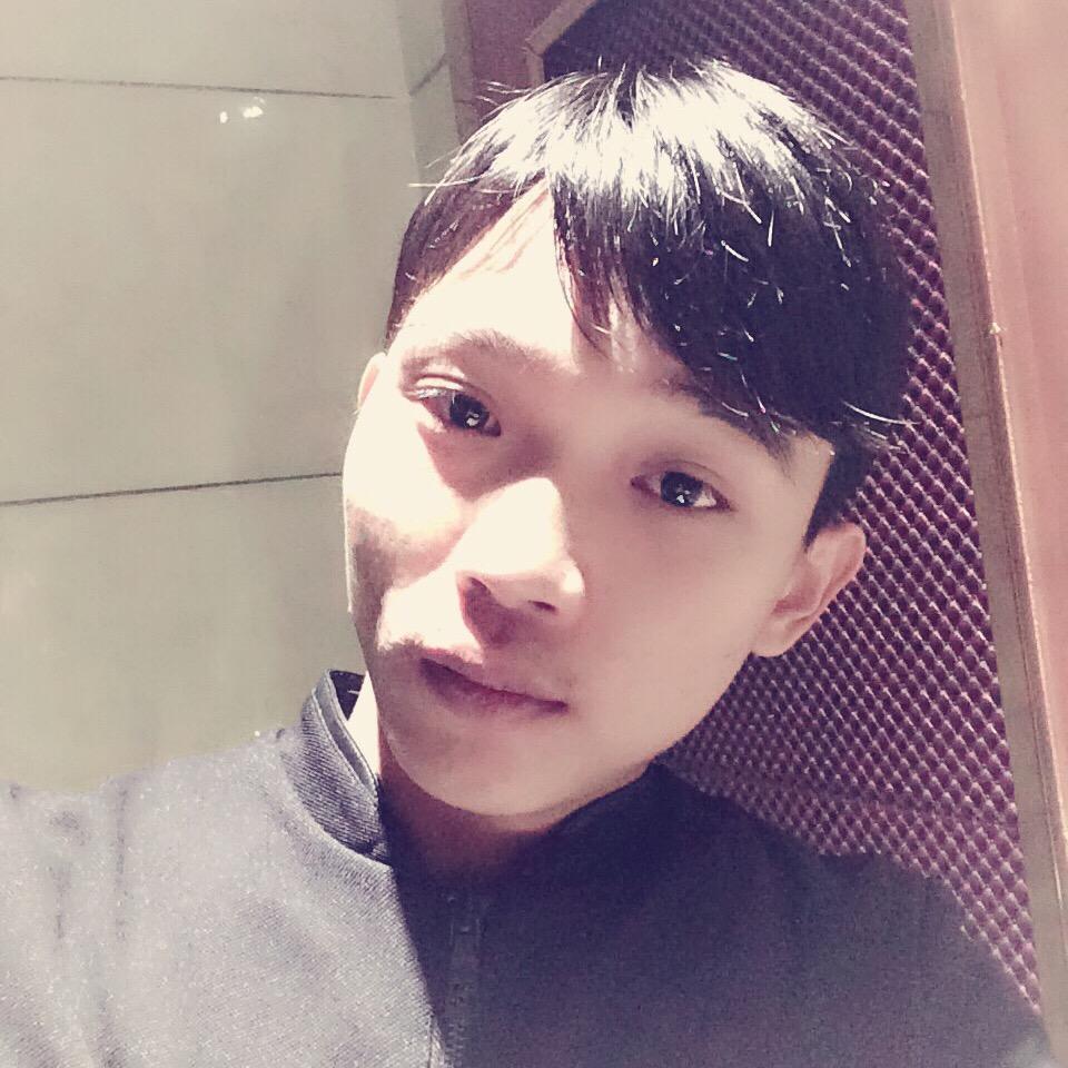 🍃ZHONG～ 💕🌺`