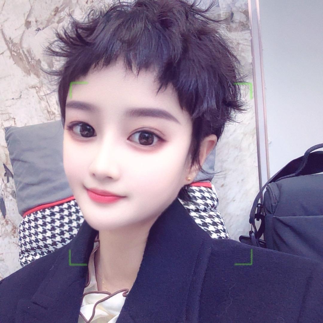 👑做自己的女王👑