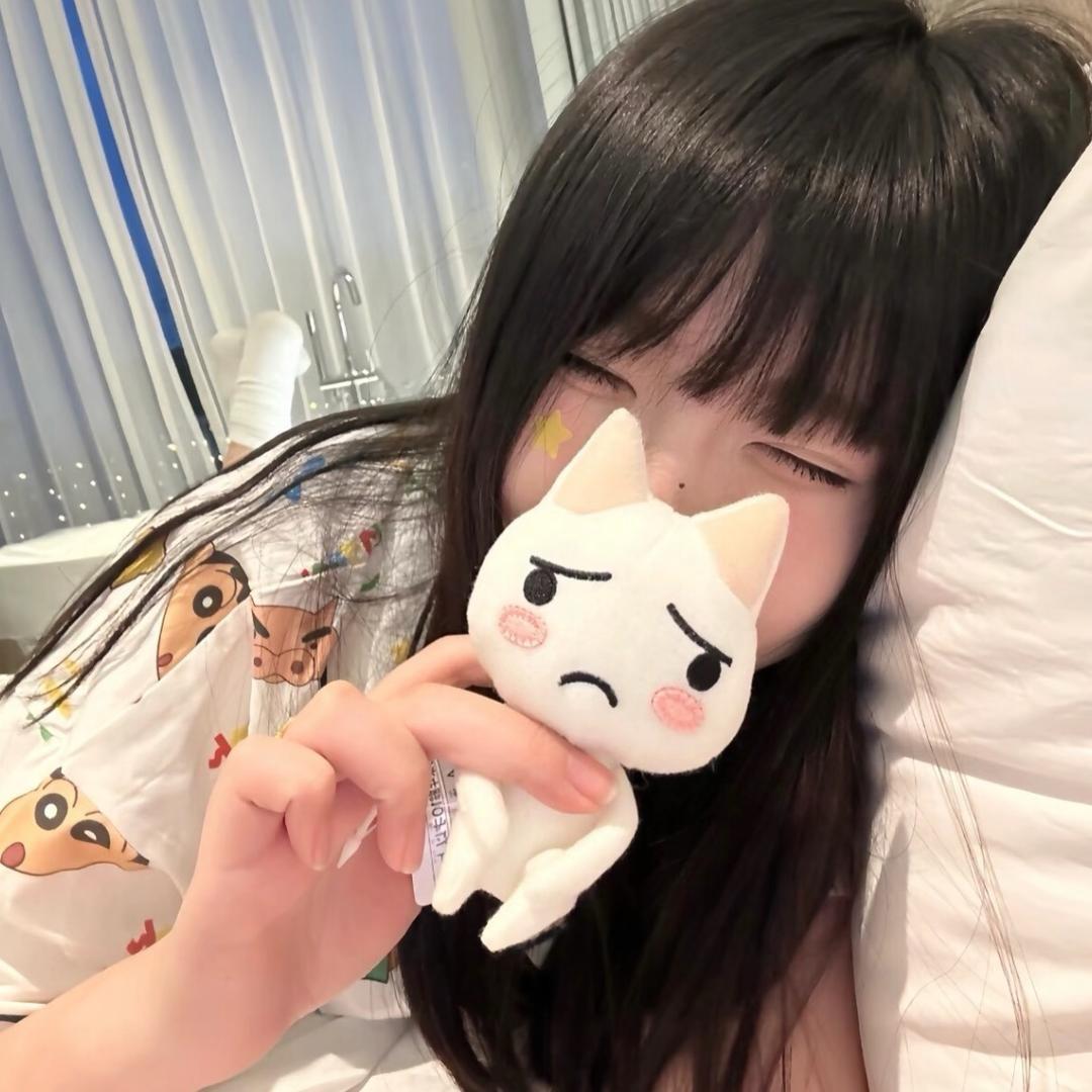 小困魚.