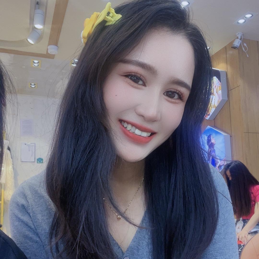 丽江打工人化妆师Amy