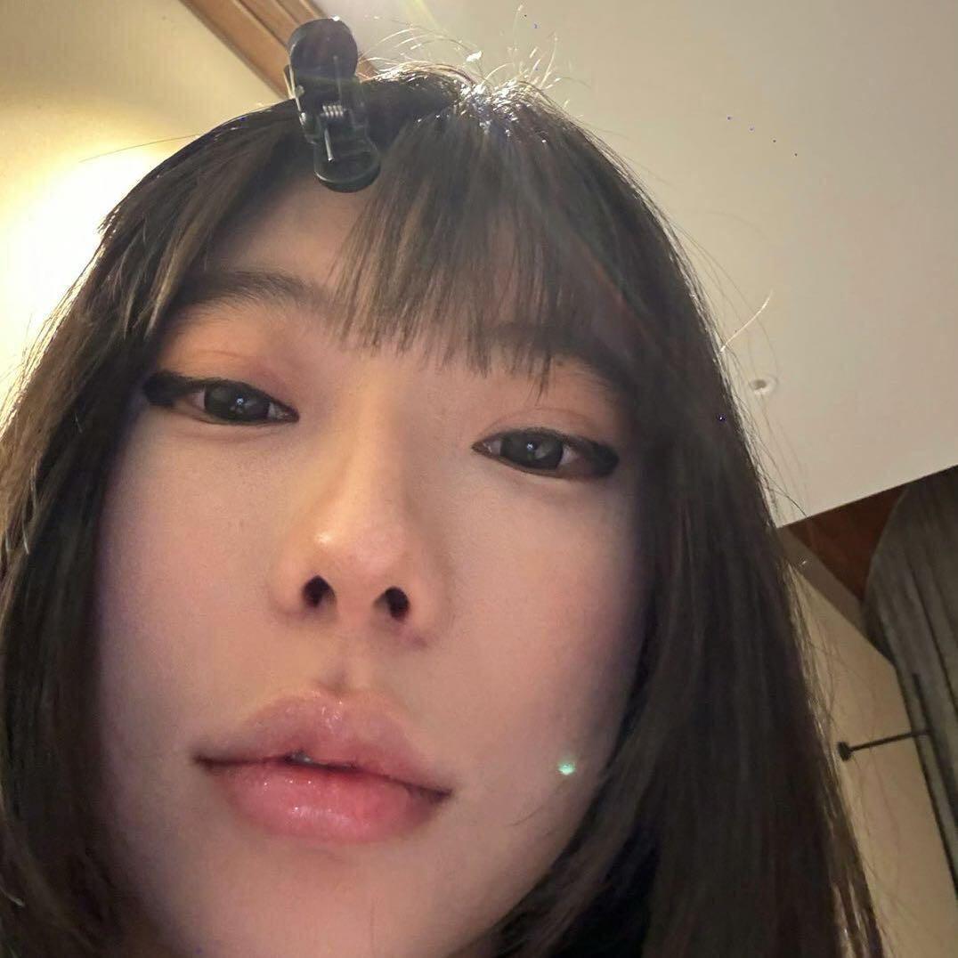 酸菜不酸-