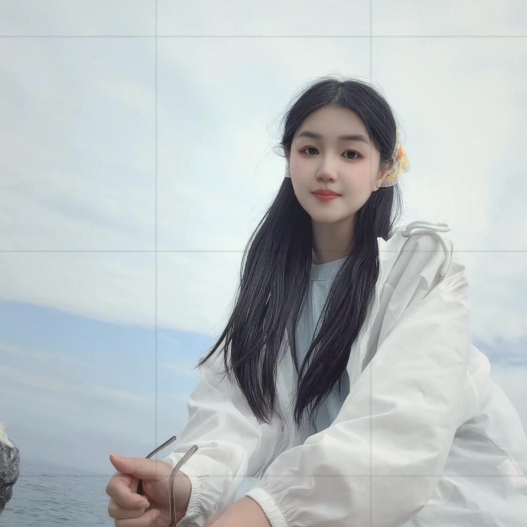 狮子座❤️甜辣妹