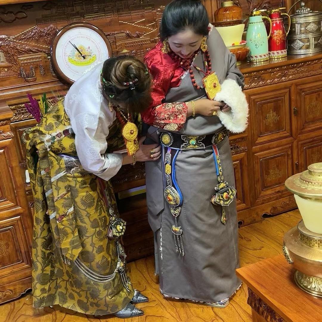 ࿐ཚོ་📿 མོ་༄