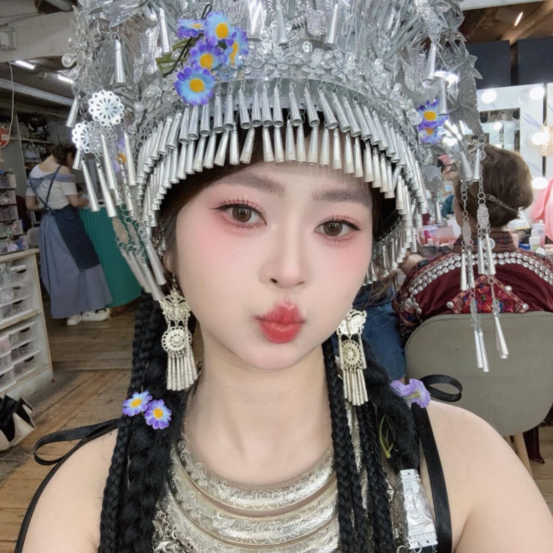 徐伊一国际仓