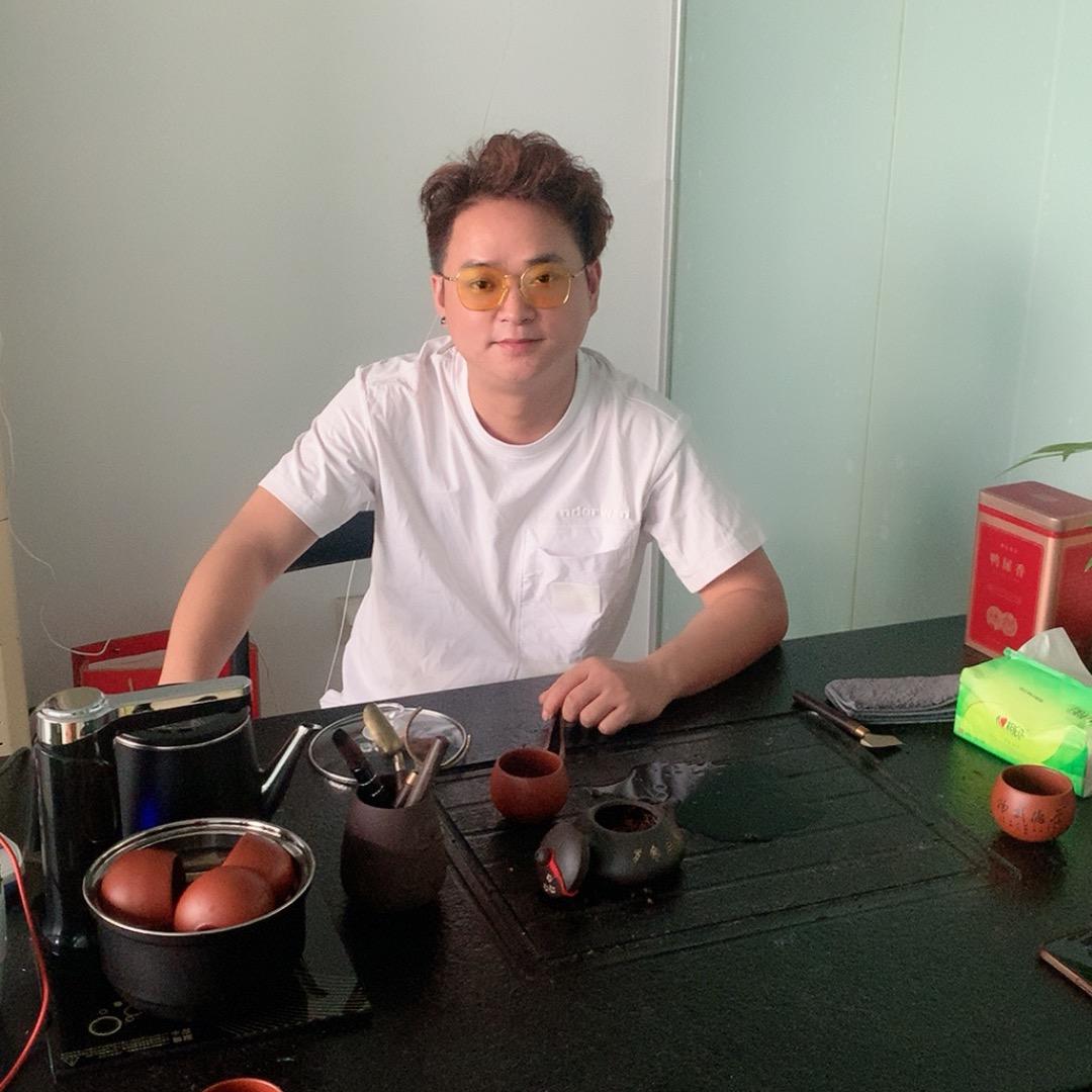 酒吧线上运营-阿杜