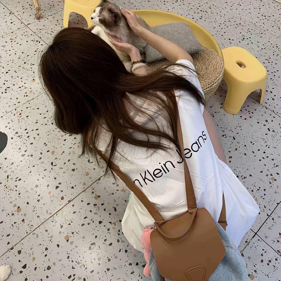 👸🏻