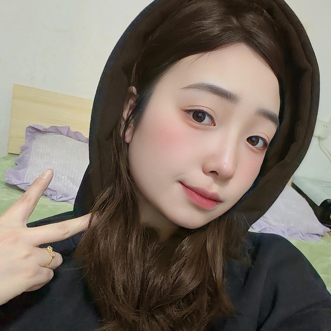 @周萱花