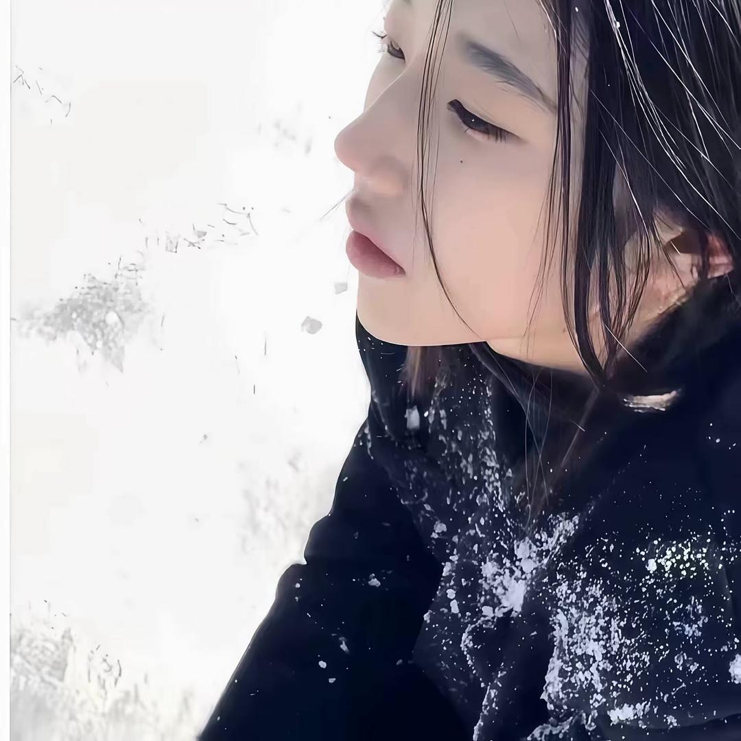 人丑话多还没钱