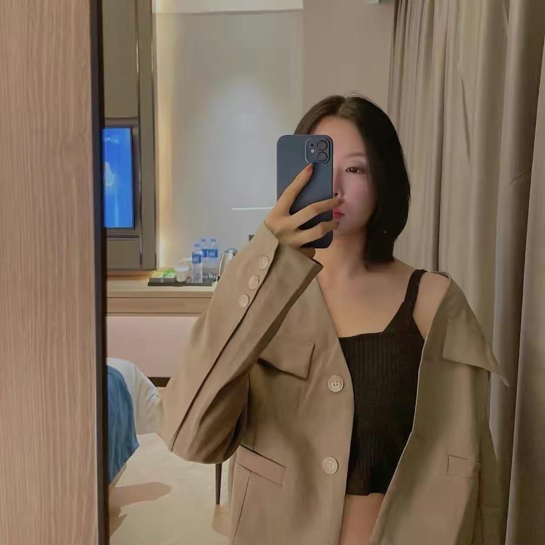 玖月韩版女装工厂店