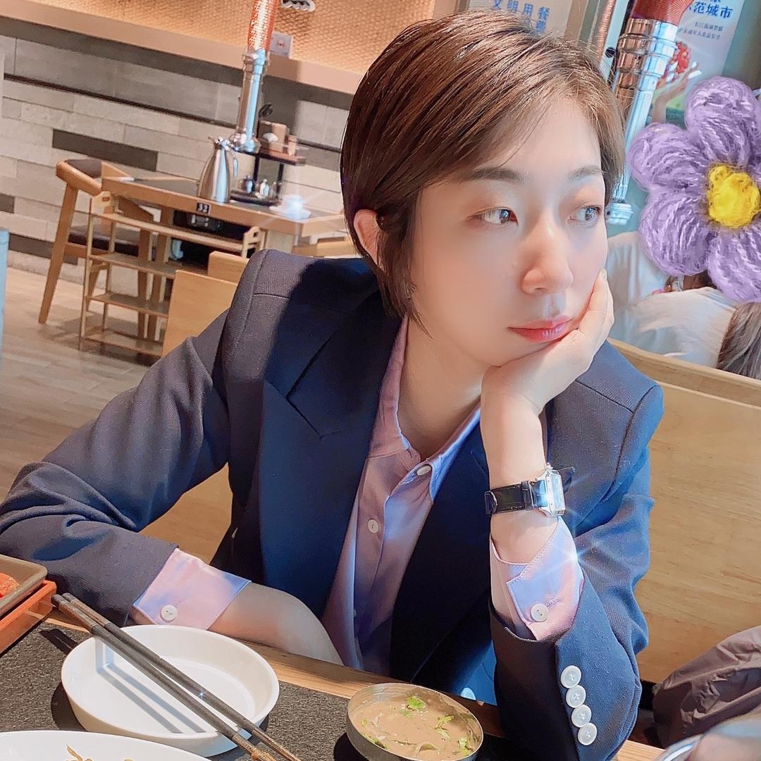 张秒秒凯鸿短视频