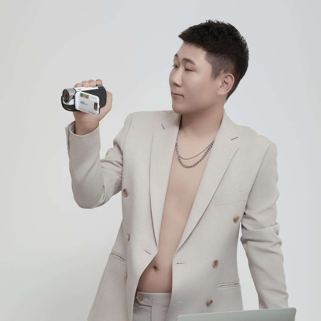 小学员💥《单枪匹马》