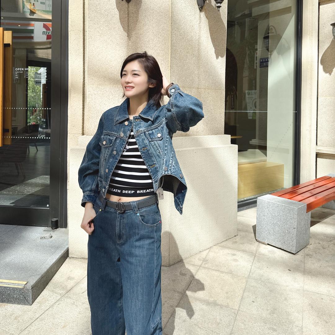 AMASS阿玛施-郑州人民路丹尼斯百货