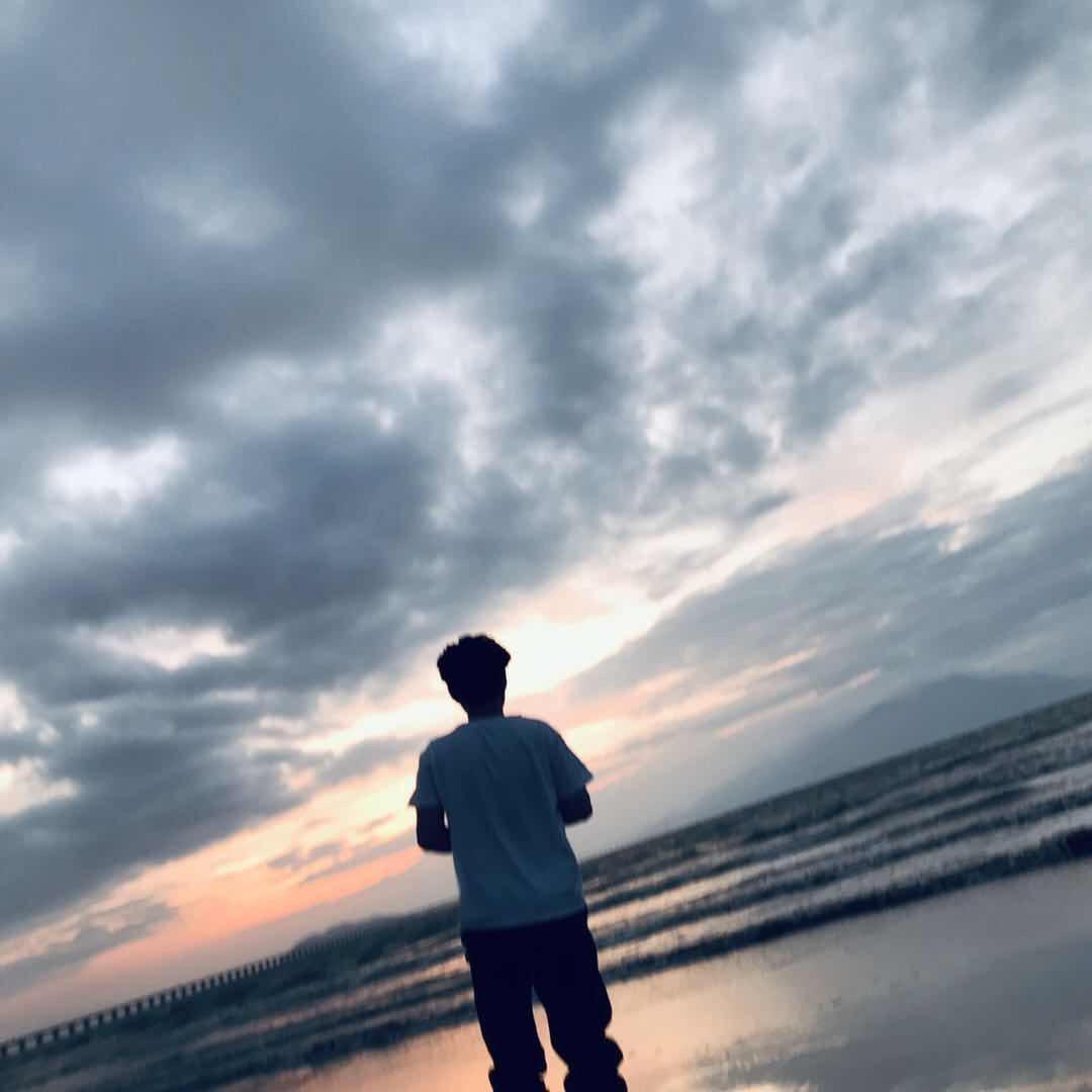 吴先生€