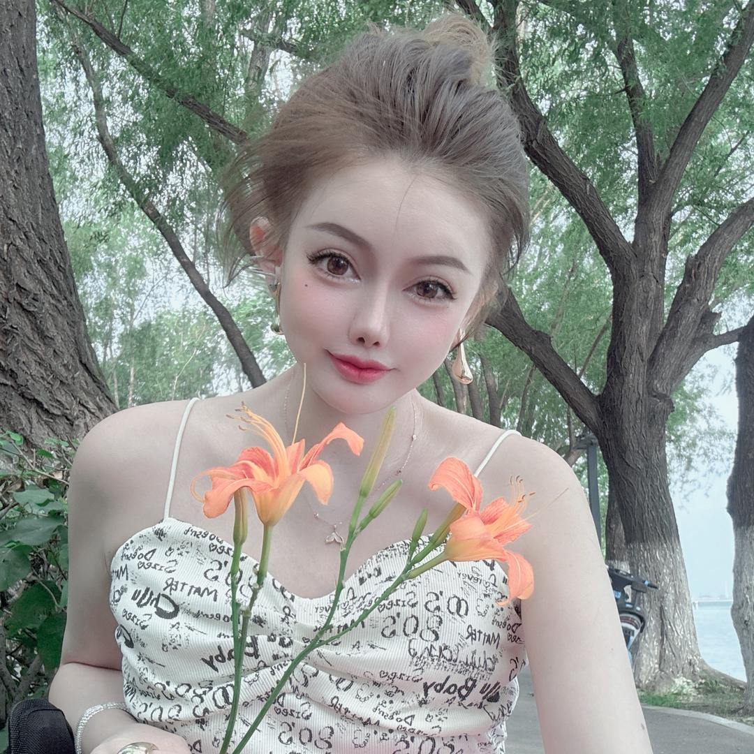 朵朵DD