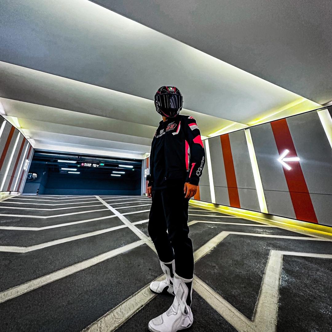 𝓢𝓽𝓪𝓻 Cc🏍️