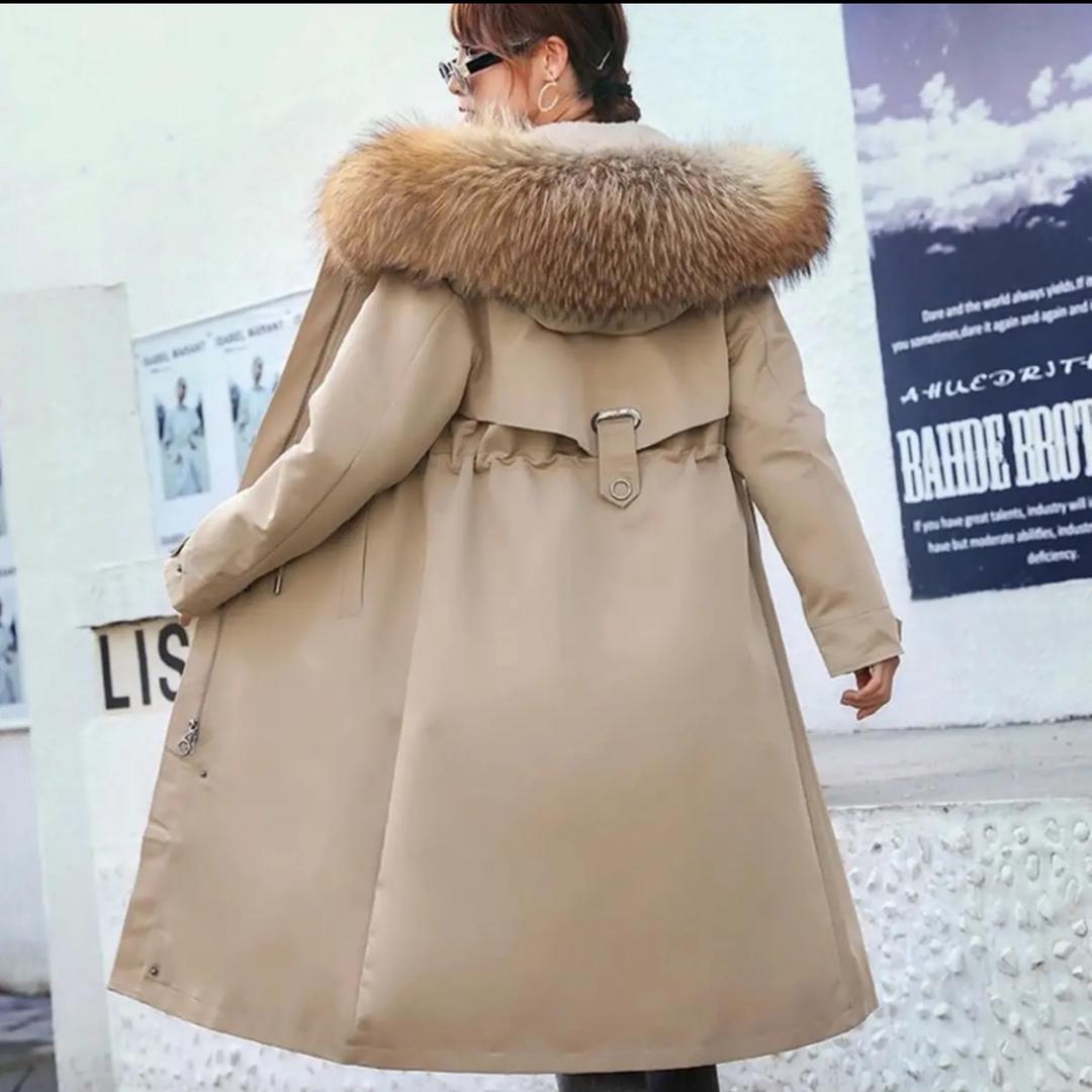 轻尚衣裘服饰