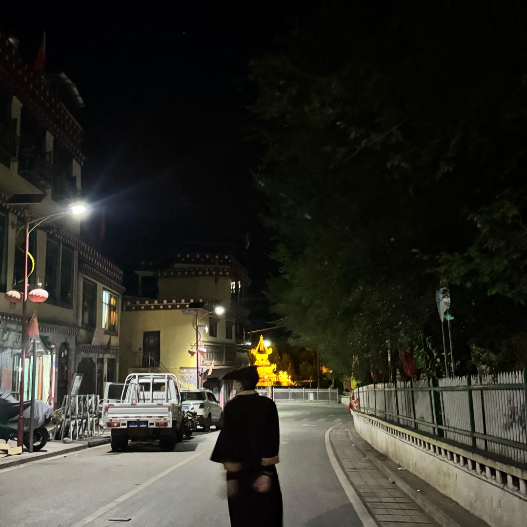 མཚོ
