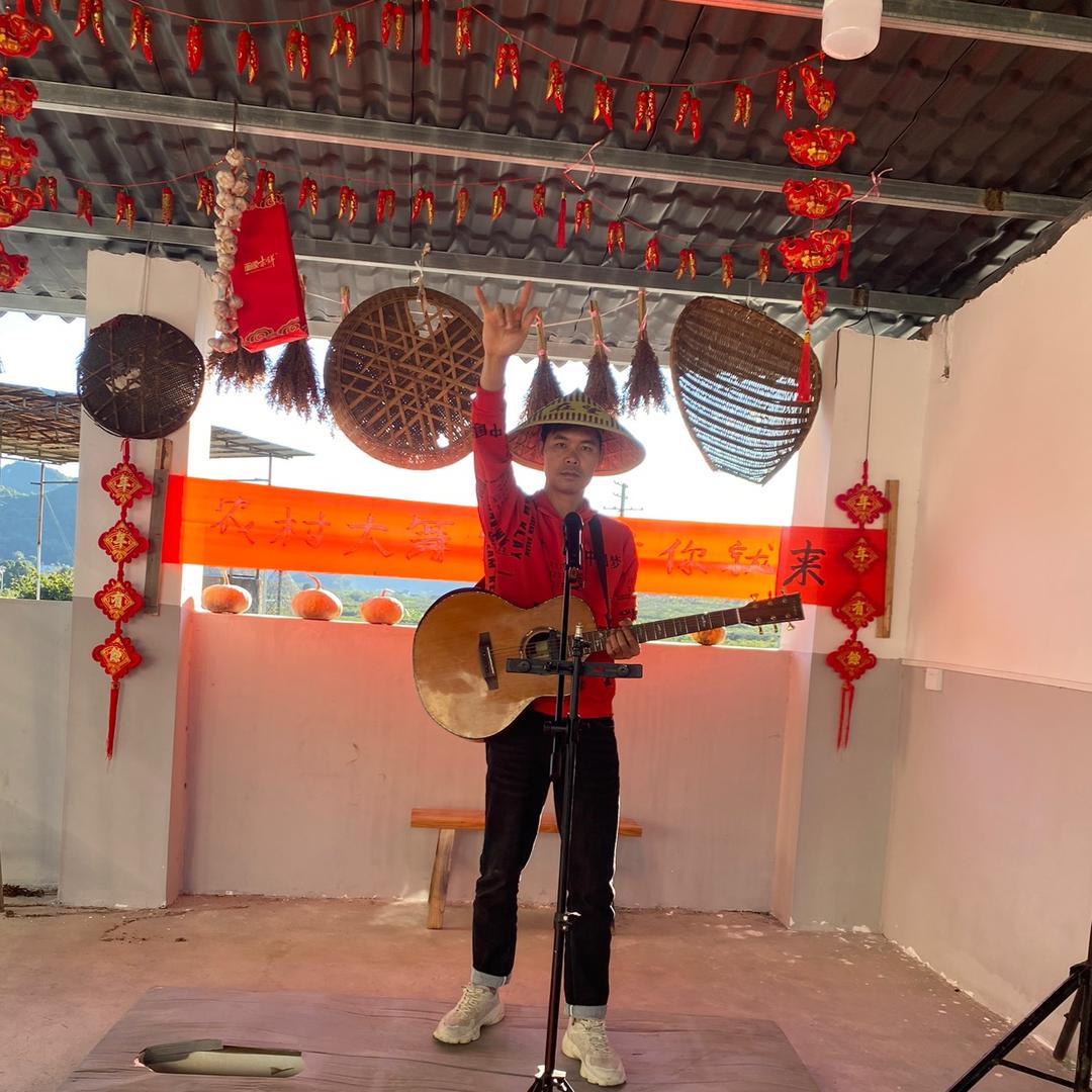 洪福先生