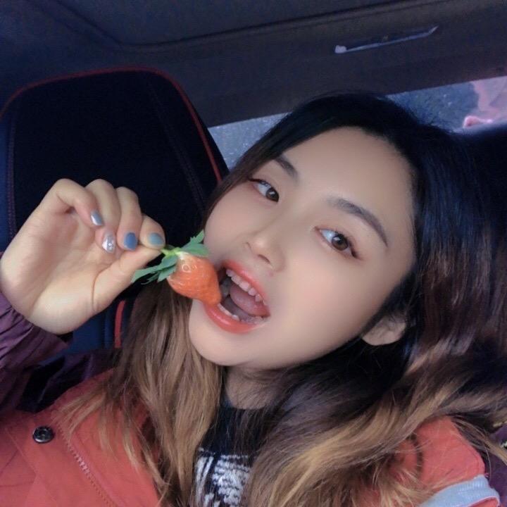 建始县雪雪衣橱服装店官方号