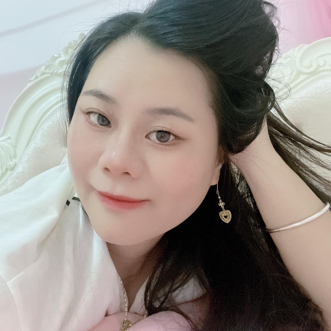 😘爱笑的女人😘