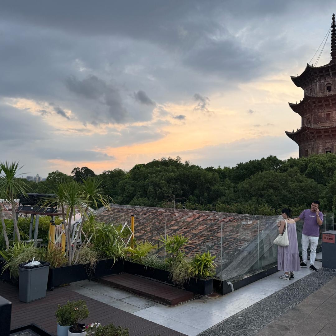泉州云贵川二手车-小李