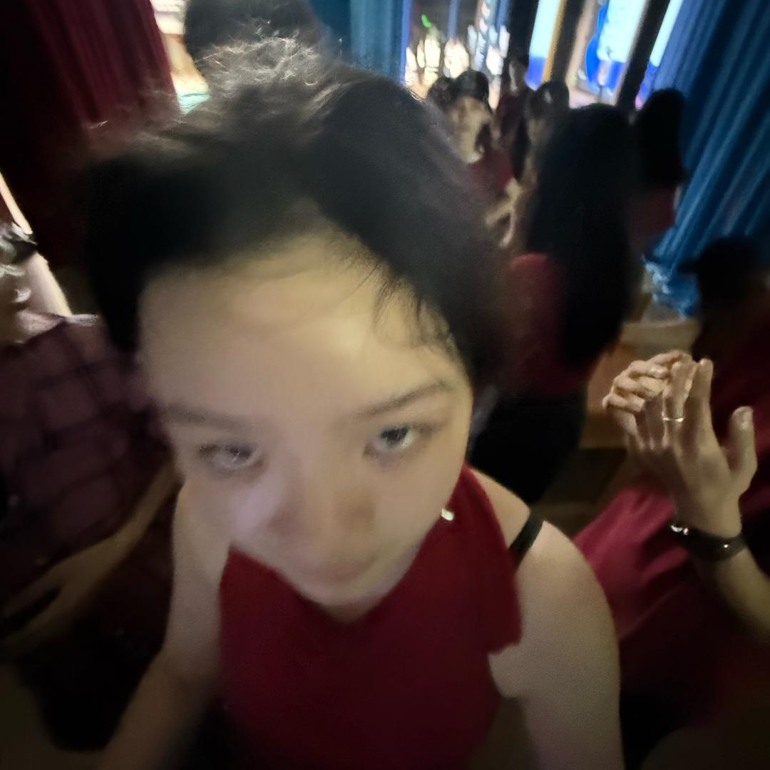 贺平舅妈