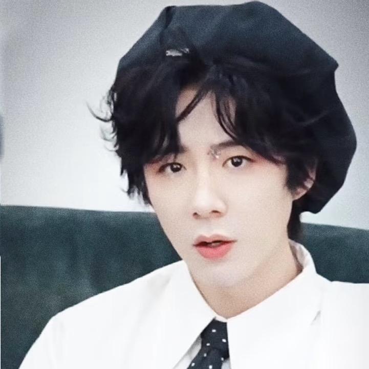 YN🎀宁颜为潔倾城