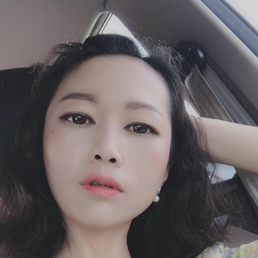 杨妞