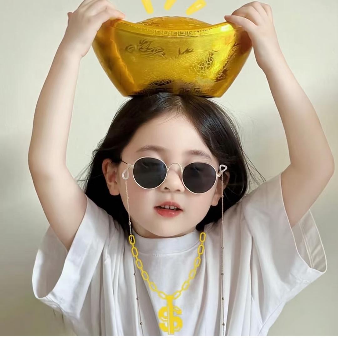昱菲