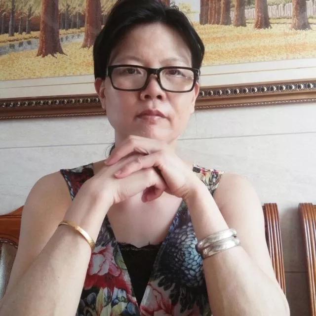 伊伊