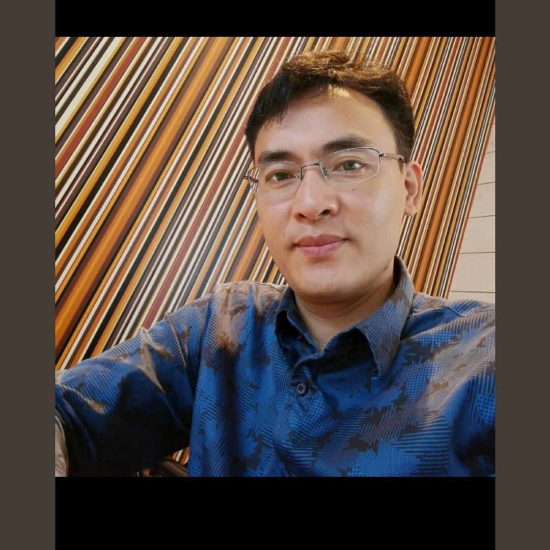 天行健君子以自强不息。头像